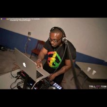 DJ Lyrx / Book Tha DJ Photo