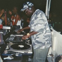 Dj Captain Celsius Photo