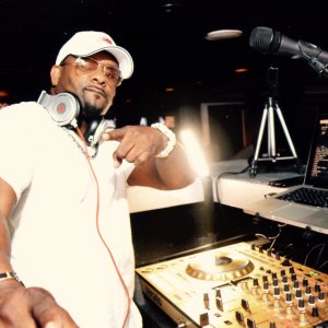 DJ Earthquake23 Photo