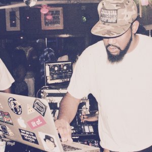 DJ Wallie Mayne Photo