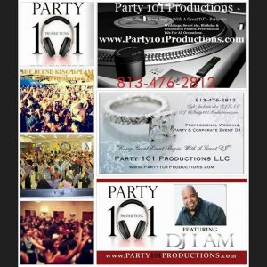 THE BLEND KING DJ I AM Logo