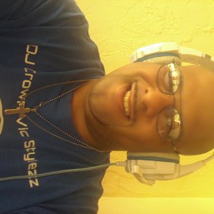 djvicstylezz aka dj cvs Logo