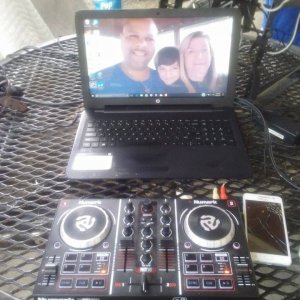 DJ Vic Stylezzz Logo