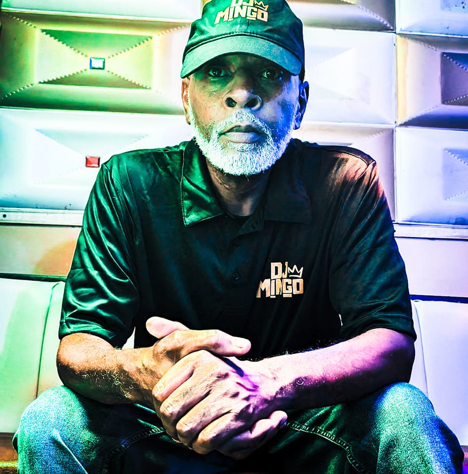 DJ MINGO Logo